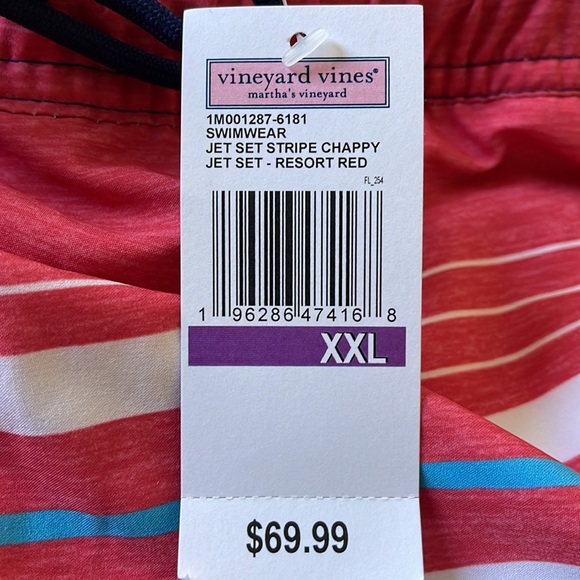 Pair (2) of new (NWT) men’s Vineyard Vines bathing suits - Picture 12 of 12